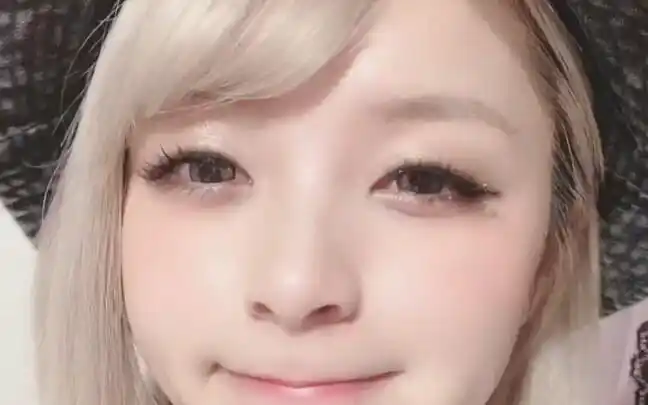 [搬运]超可爱的水桥舞小姐姐.