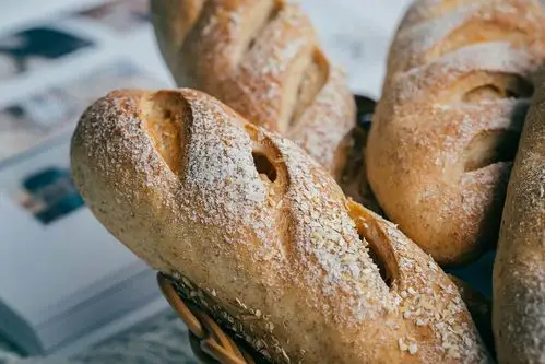 金枪鱼欧洲风味全麦面包的做法