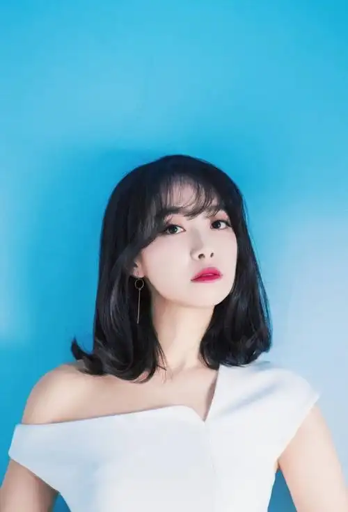 by爱喝可乐的古娜小姐 韩国 宋茜