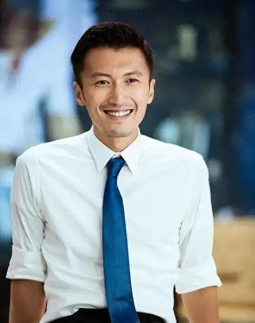 谢霆锋气到住院!16岁大儿子恋爱中,女友年龄比张柏芝还大!