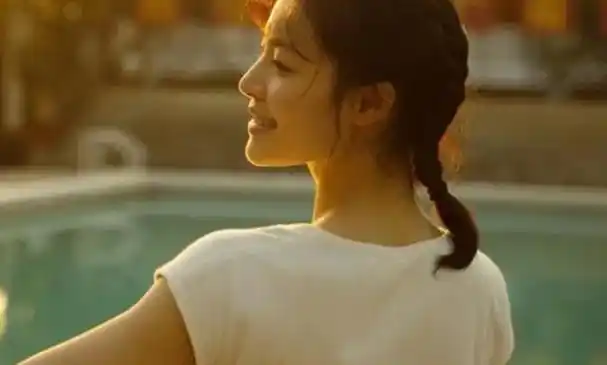 芳华6年后钟楚曦和苗苗在一起看合影才知冯小刚眼光多毒