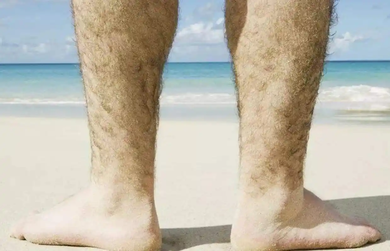 为什么有的男生"腿毛"浓密,而有的男生却很"稀疏"?涨知识了