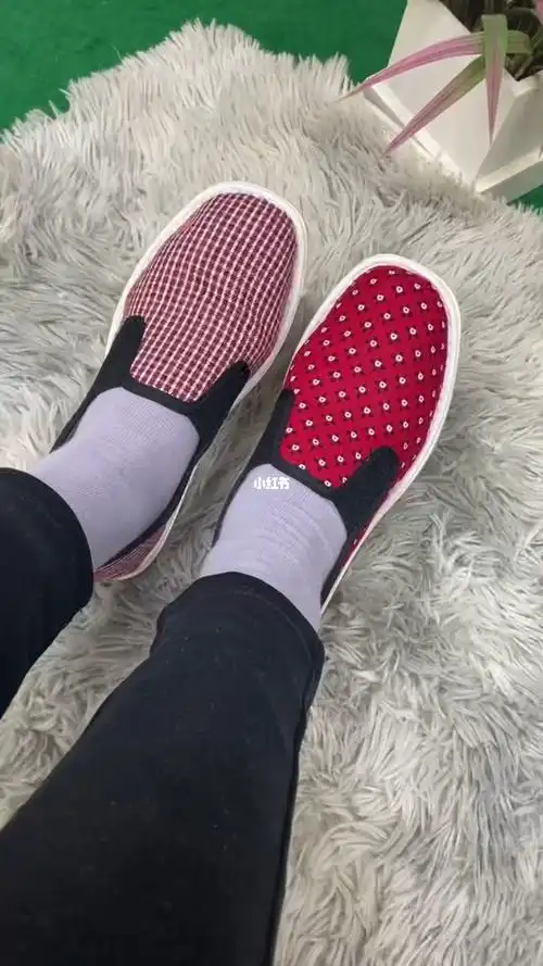 小时候最爱穿的鞋子就是妈妈做的布鞋