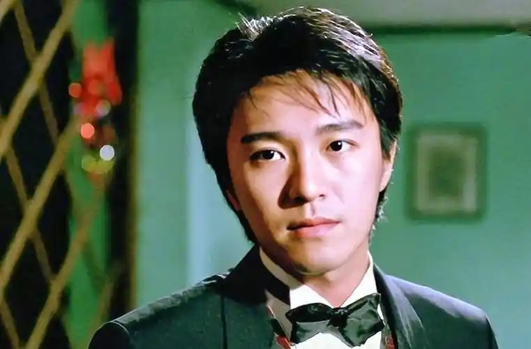 宁愿满脸皱纹,也不愿做"蜡像人"的老港星,他们才是真偶像_张家辉_狄龙