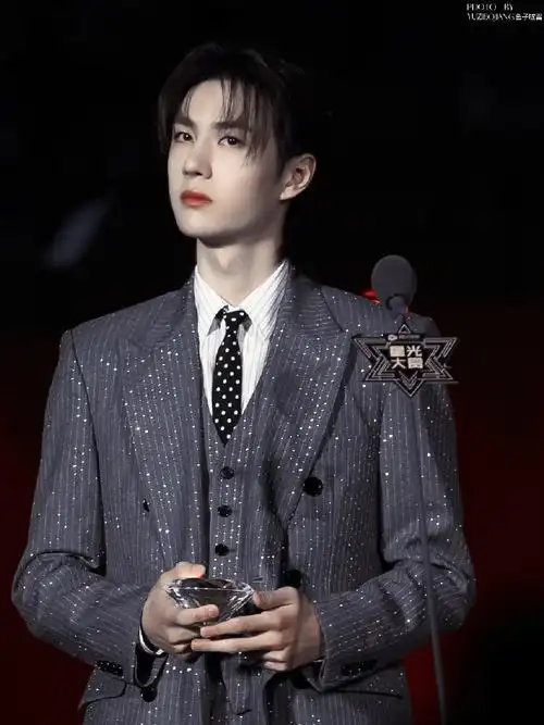 王一博星光大赏##腾讯视频星光大赏#2019年&2020年王一博星光大赏