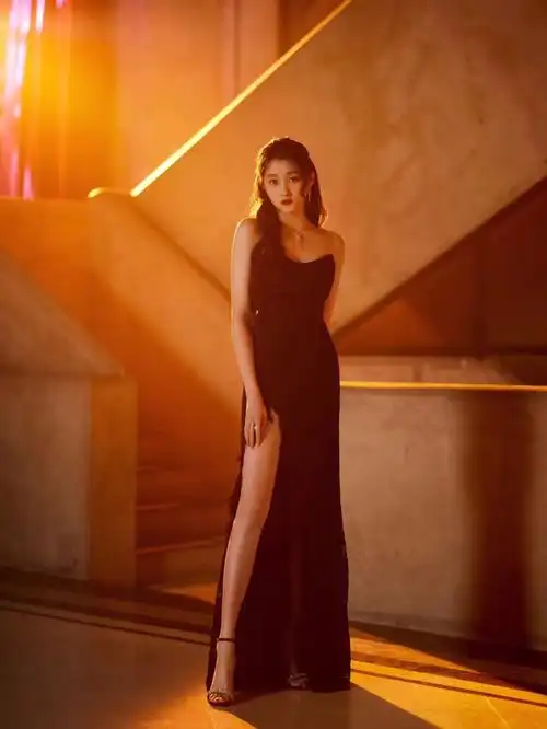 sw关晓彤同款水晶一字带凉鞋