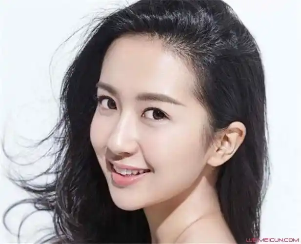 许龄月陈欣予长得像 许龄月陈欣予对比照令人看傻眼