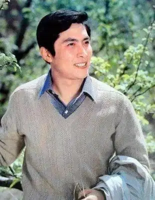 唐国强老婆壮丽简历,唐国强现任妻子壮丽生小孩了吗是真的吗 - 歌词译