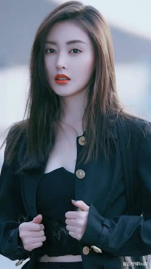 张天爱自《太子妃升职记》一剧爆红.