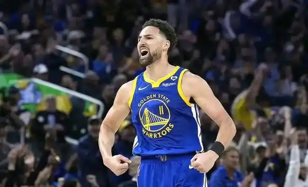 然而,今日勇士队的阵容却有些变化,库里选择轮休,而维金斯则因伤缺席.