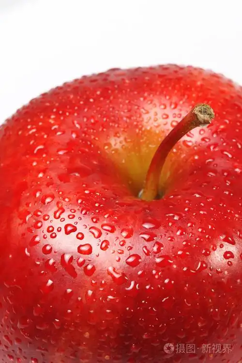苹果与水滴