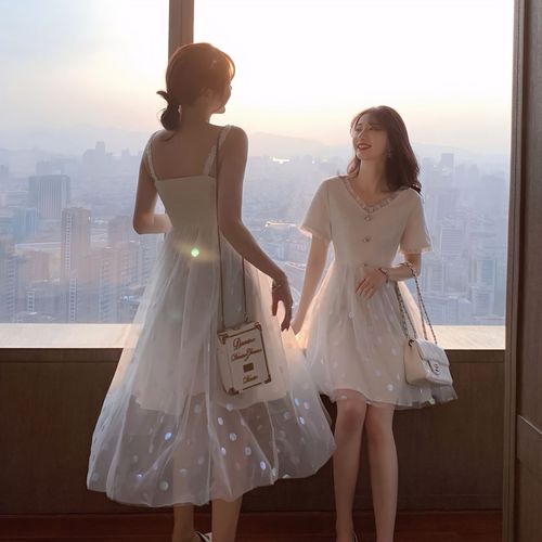 超仙的连衣裙闺蜜装夏装2024女时尚短袖网纱拼接裙子仙女吊带裙