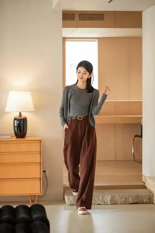 上新又一条神裤诞生显高显瘦还百搭