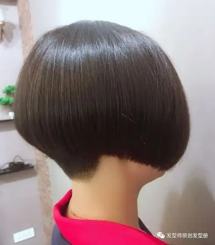 2018流行"剃后脖"_短发