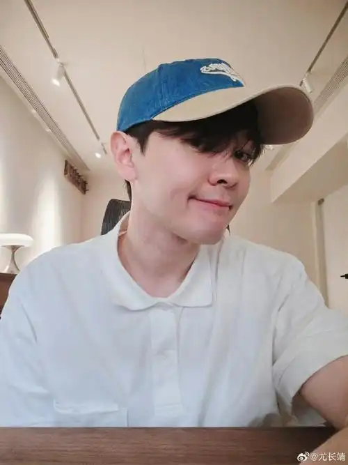 尤长靖a甜感##披哥镜头下的尤长靖