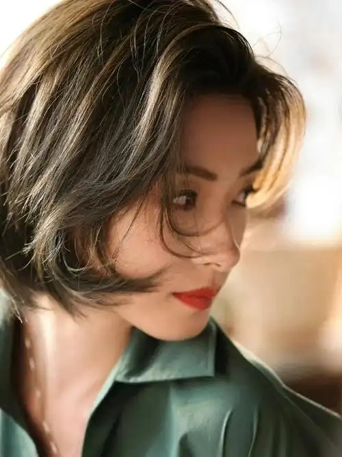 刘雯,张小斐的短发美上热搜!想换发型一定不要错过这篇|寸头|脸型|吴