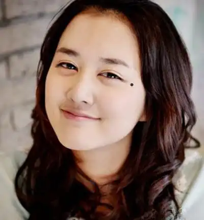 影响女人幸福的3颗痣