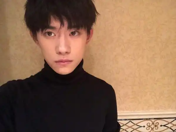 易烊千玺12岁比赛跳exo! 影片疯传「网友一开始就笑了」