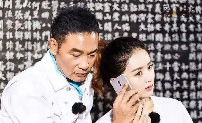 赵丽颖的成功离不开背后的良师益友_任达华_冯小刚_何炅