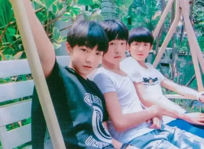 易烊千玺23岁生日,好兄弟王俊凯和王源送祝福,新歌打call  第6张