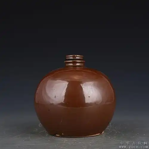 宋磁州窑紫金釉梅瓶