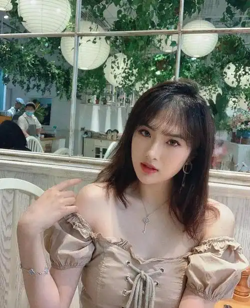 华为二公主姚安娜传来好消息!无缝衔接又有新戏开拍,女二的角色