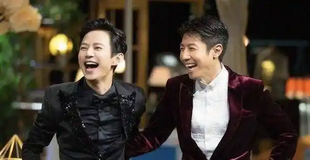 首期录制排场超大,何撒鬼白鸥大换血_王鸥_节目_何炅