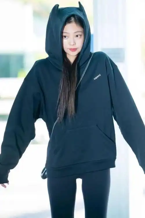 jennie同款猫耳加绒小恶魔卫衣女金智妮宽松显瘦纯棉连帽套头上衣