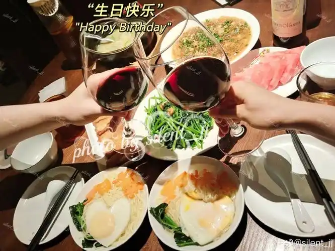 今天老公生日本想吃顿大餐,结果天天说暴雨,连着几天的暴雨结果都没下