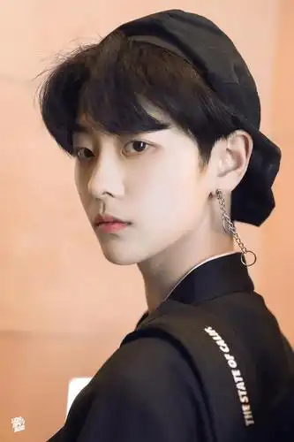 《创造营2020》选手:刘梦,嘉行新悦