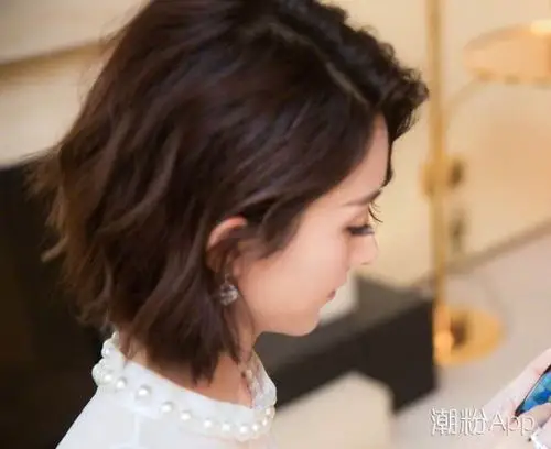 赵丽颖最新短发叫什么一头wob小卷毛睡不醒照样美