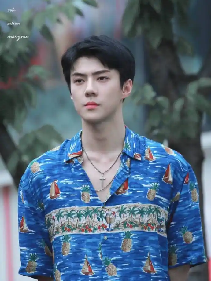 [exo][分享]180506 吴世勋为大家亲身示范 时尚的完成全靠脸