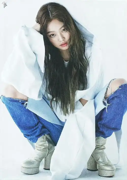 jennie solo