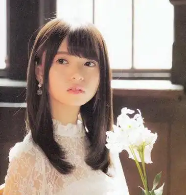 适合圆脸的中长直发发型(12款气质爆棚的直发碎发发型)(1)