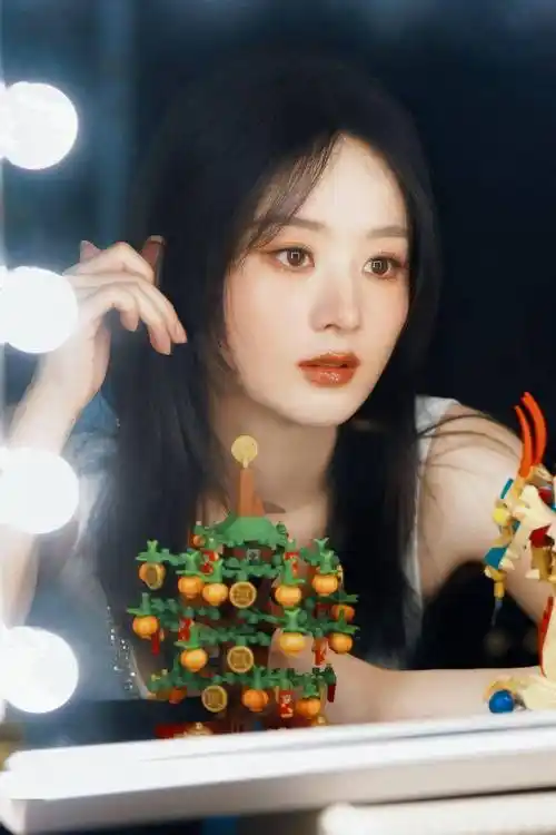 赵丽颖公主颖绝美容颜:仙女下凡,端庄秀丽