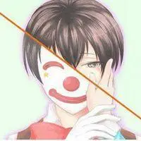 一半哭一半笑的图片 一半哭一半笑的小丑图片_微信头像图片大全