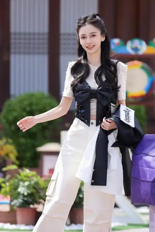 angelababy奔跑吧造型96 今天是蝴蝶公主嘛