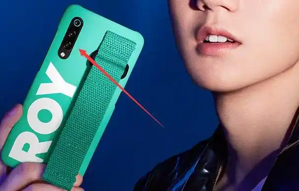 小米9真机曝光:水滴屏,后置三摄