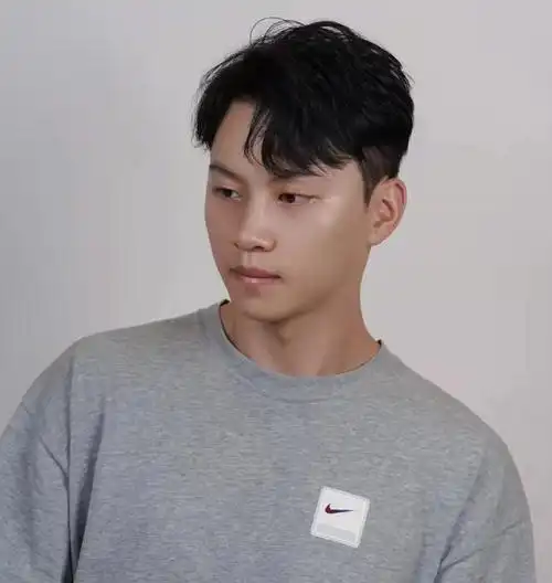 干净帅气的男生短发不用烫发更好打理准备换发型的人建议收藏