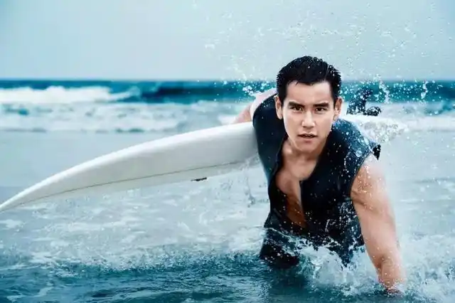 自律的人意志力有多强彭于晏每天坚持跑8公里身材太完美了