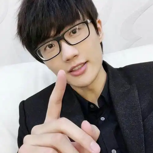 许嵩新浪微博头像