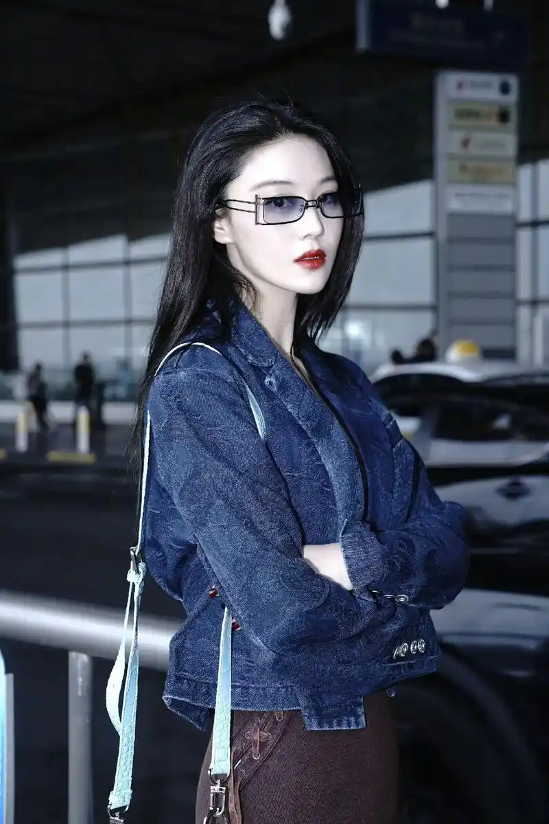 张馨予|巴黎时装周.