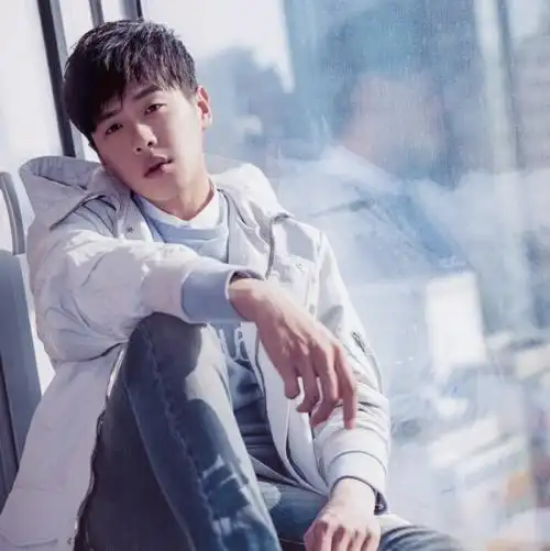 出单--张若昀(滤镜头像)