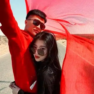 情侣头像一对两张恩爱甜蜜