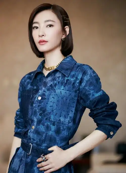 34岁王丽坤剪短发秒变24岁少女,我剪变大妈,了解这几点就够