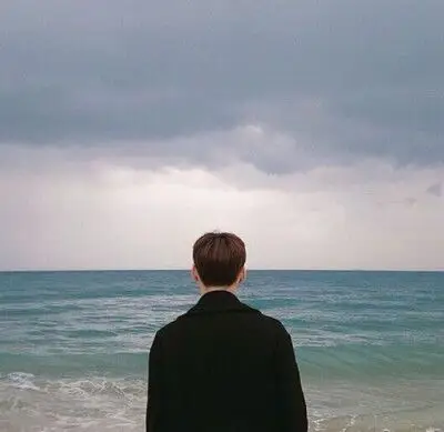 0条  收集   点赞  评论  #头像# #孤独患者# 唯有我自己与茫茫大海