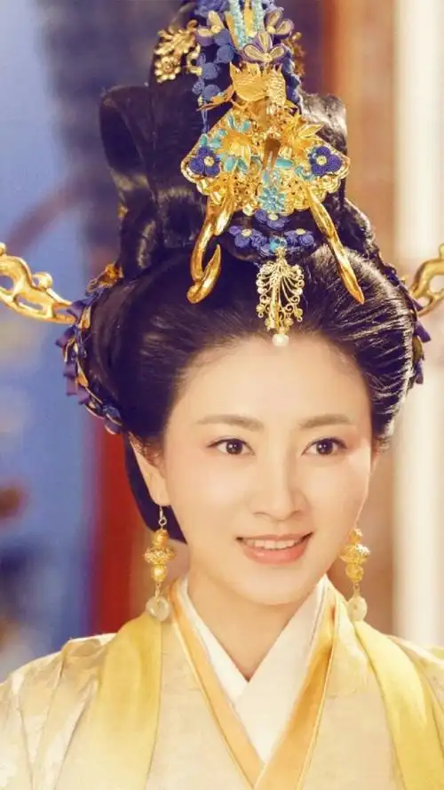 思美人 南后 斓曦