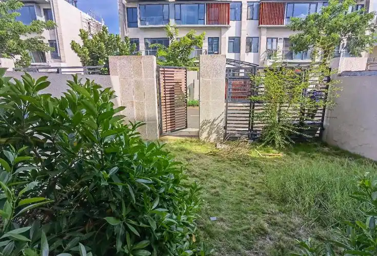 海口高档联排别墅碧桂园中央半岛共四层九中分校3房可改5房