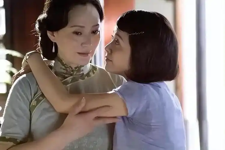 妻子离世丈夫投入地产大亨怀抱大宋佳如何抉择