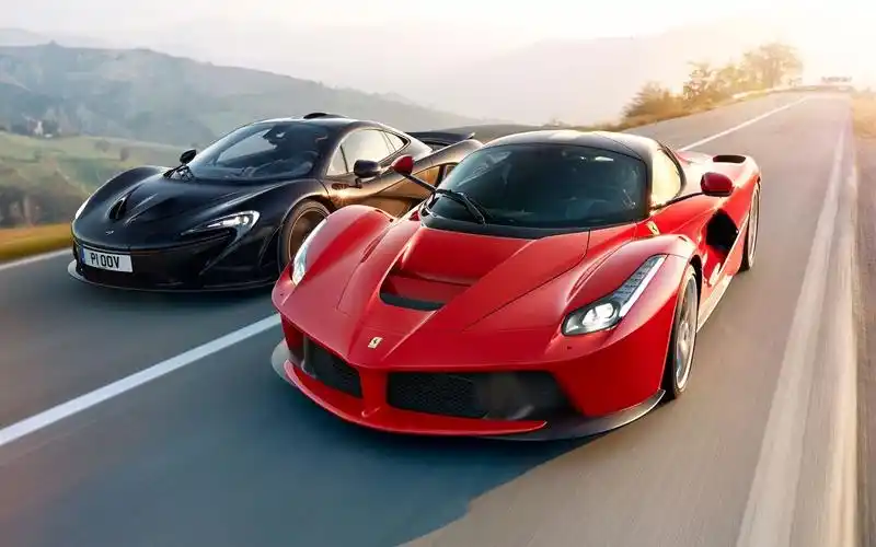 迈凯轮p1,法拉利laferrari,红黑超级跑车壁纸